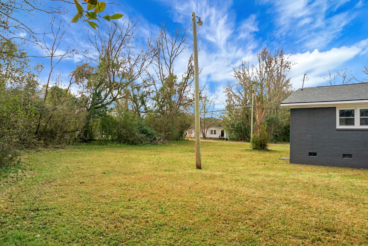 200 Roosevelt Drive Photo 53