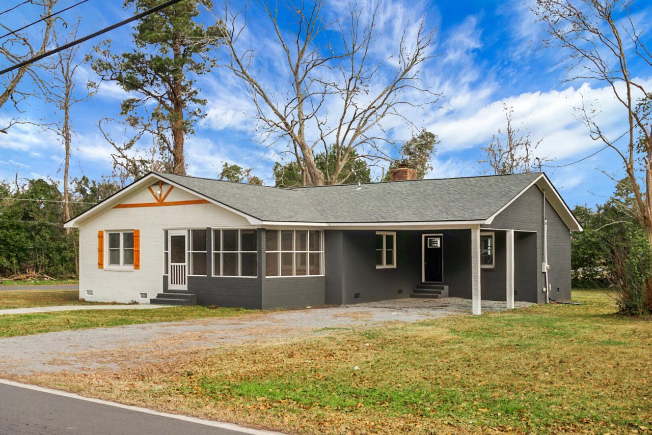 200 Roosevelt Drive Photo 56