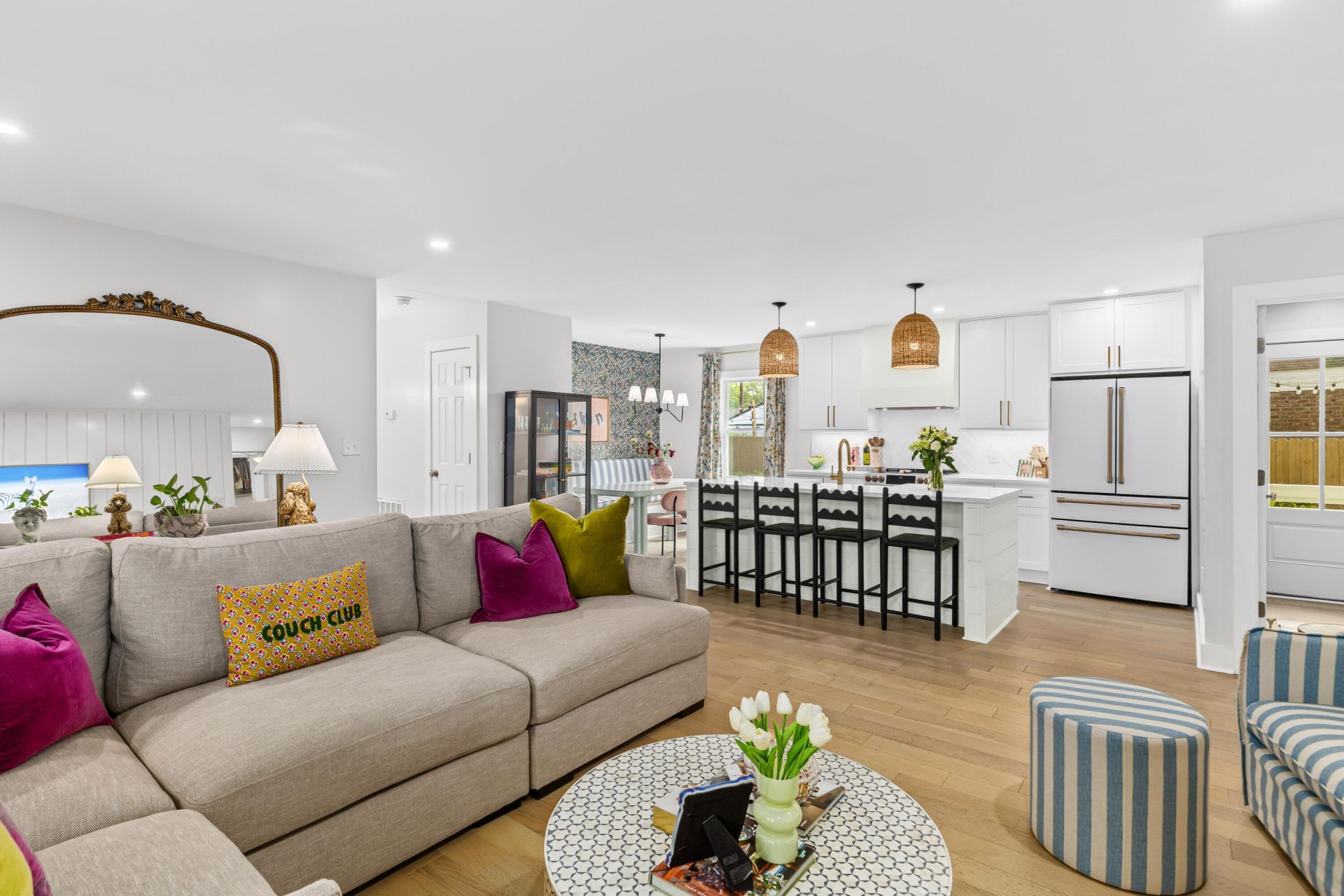 1461 Downing Street Photo 13