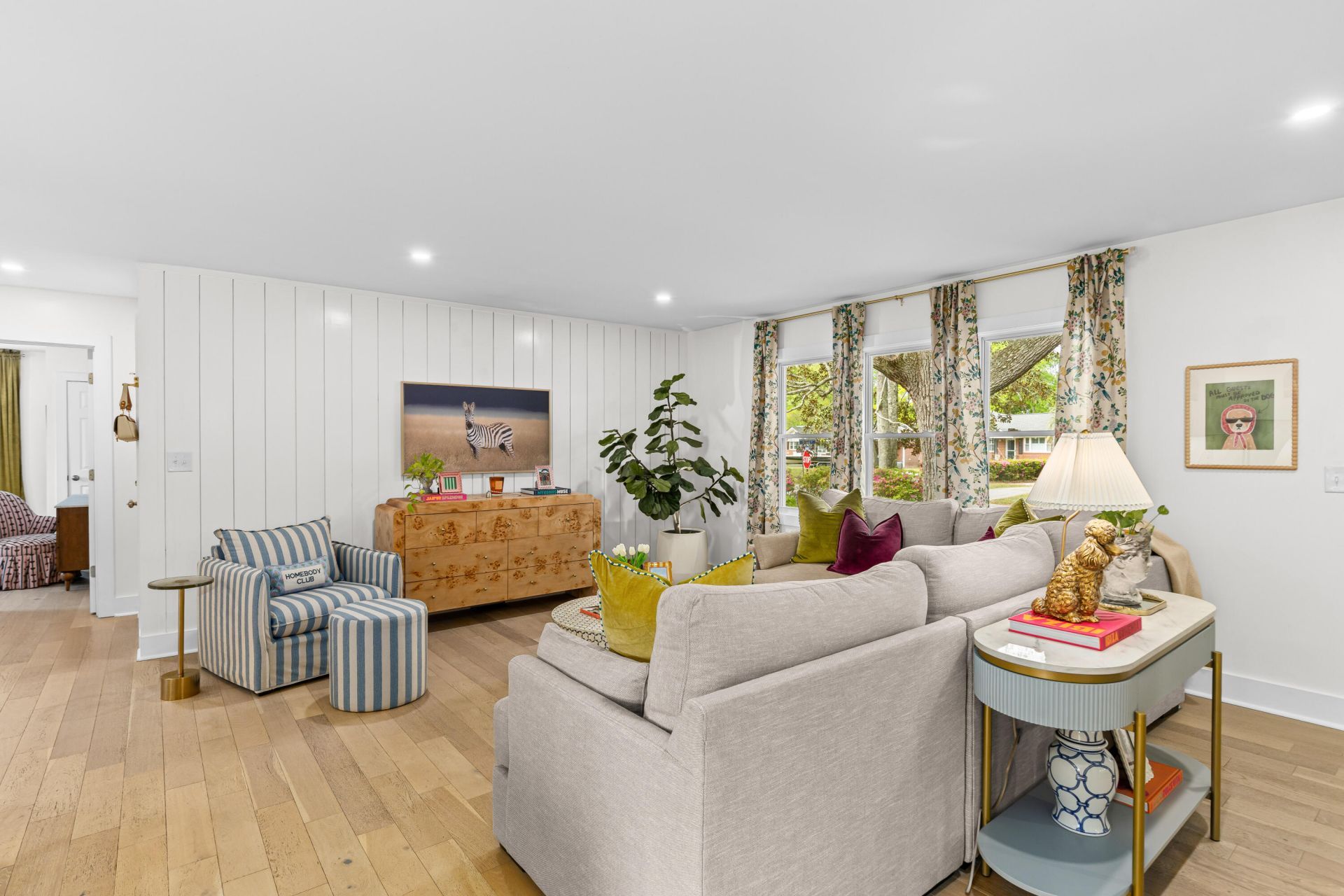 1461 Downing Street Photo 15