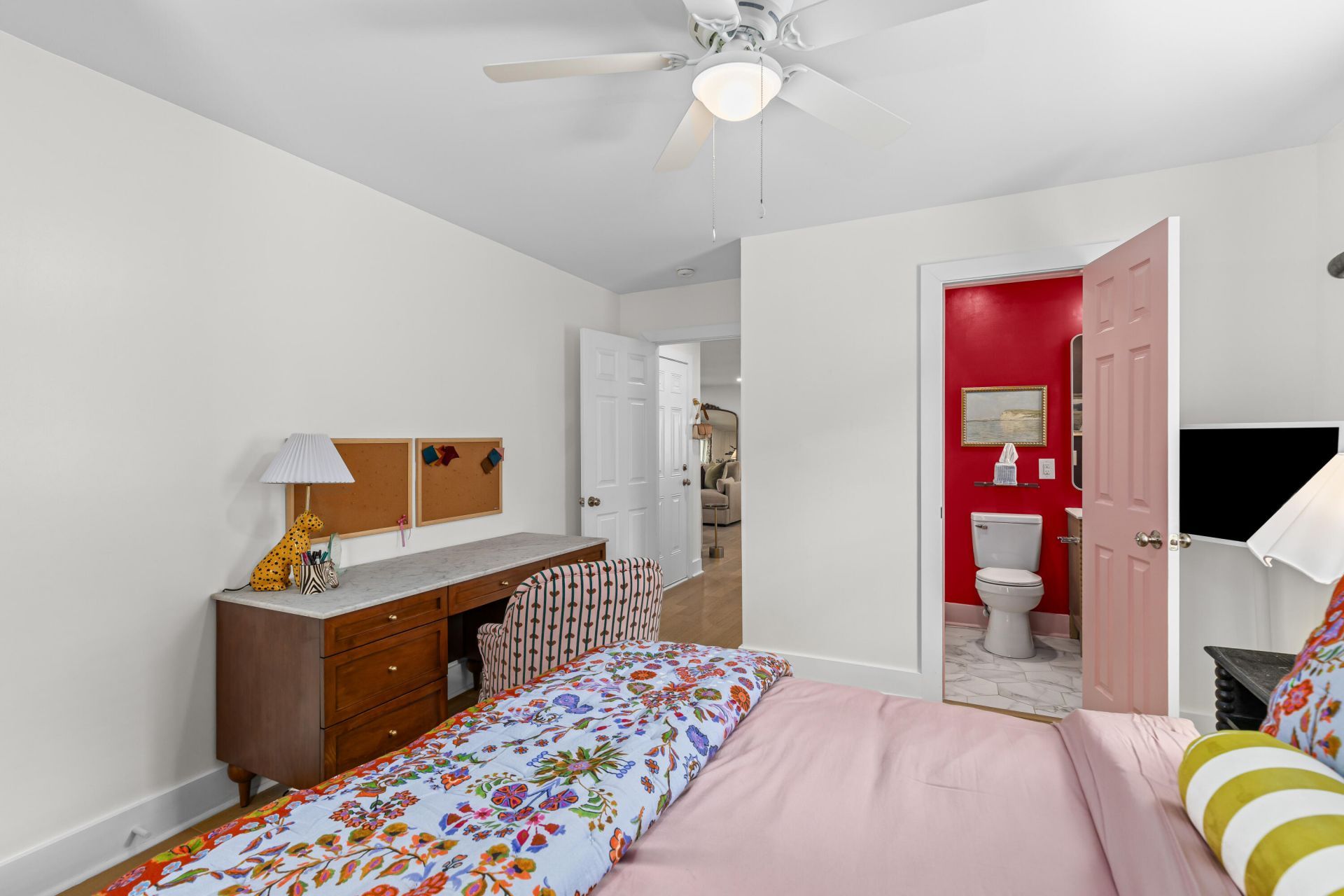 1461 Downing Street Photo 18