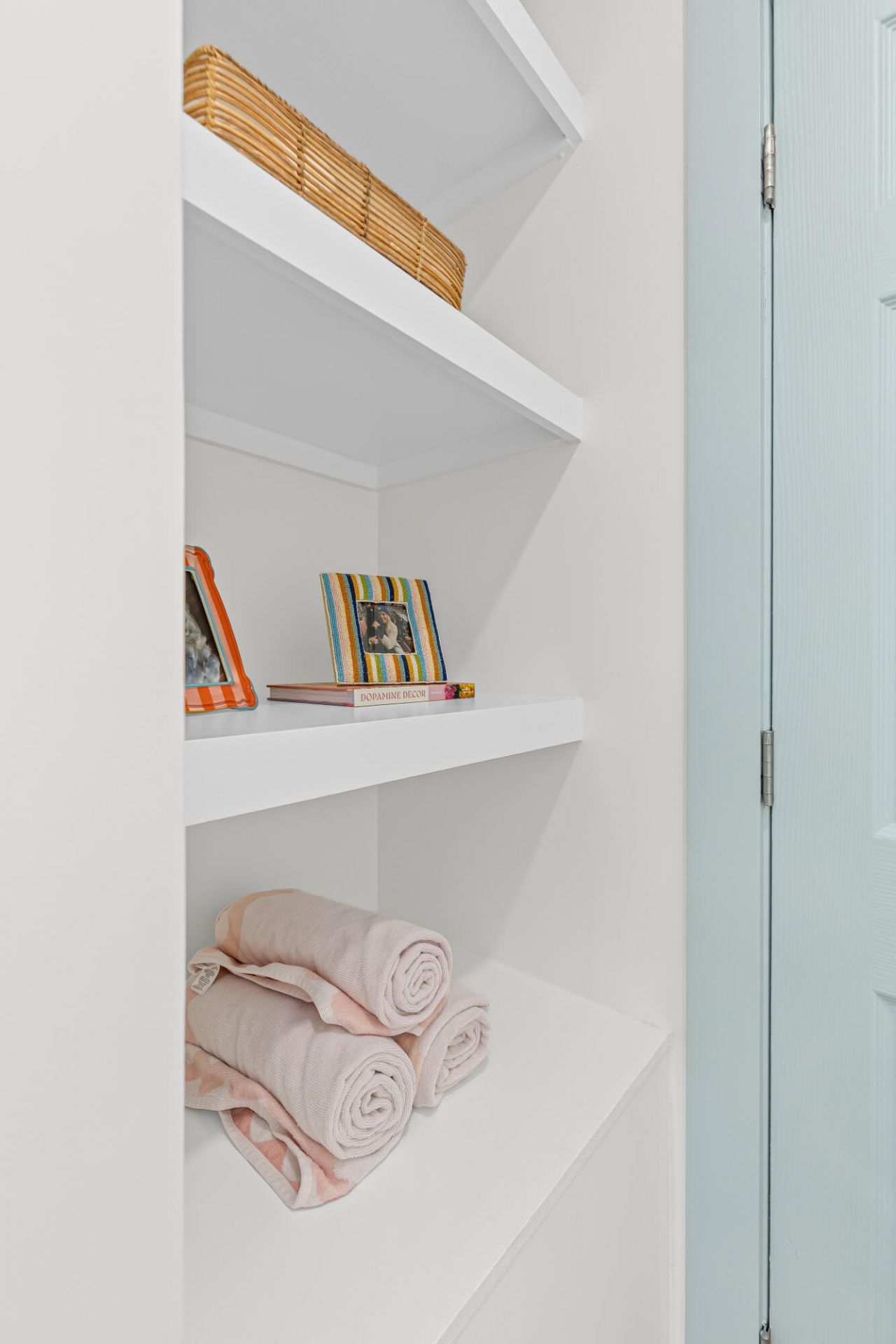 1461 Downing Street Photo 25