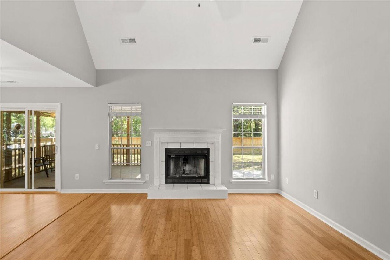 3250 Morningdale Drive Photo 7