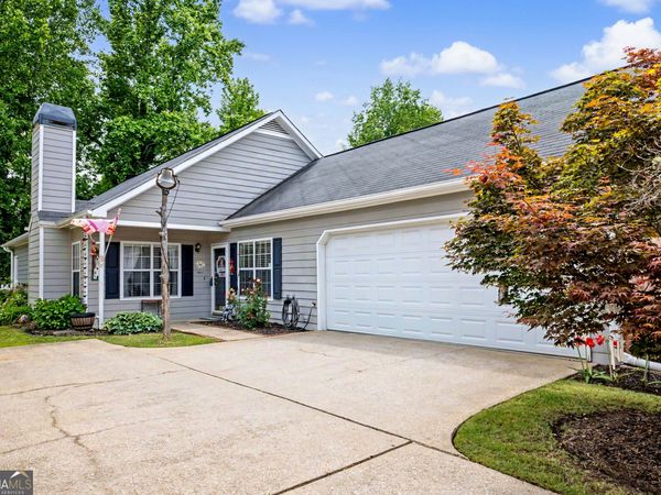 195 Woodgate Drive, Fayetteville, GA 30214