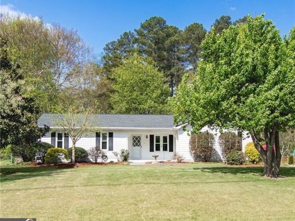 111 Little Brook Drive, Woodstock, GA 30188