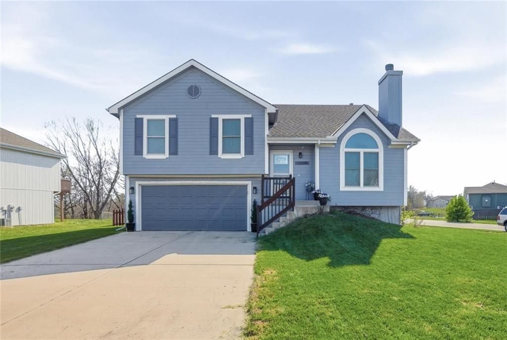 11209 N Ditman Avenue, Kansas City, MO 64157 Main Photo