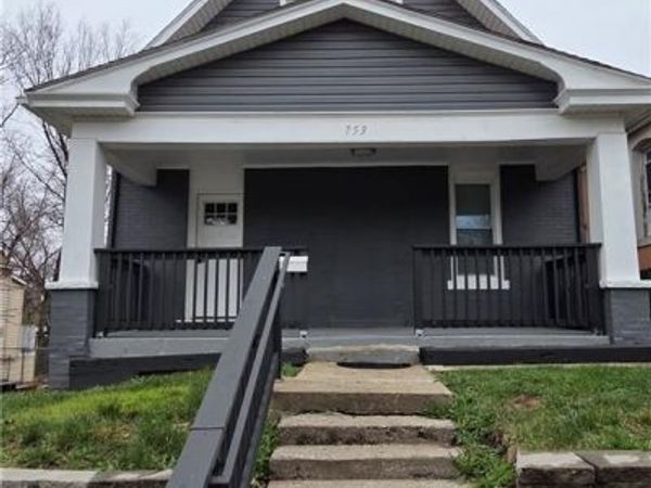 753 Simpson Avenue, Kansas City, KS 66101