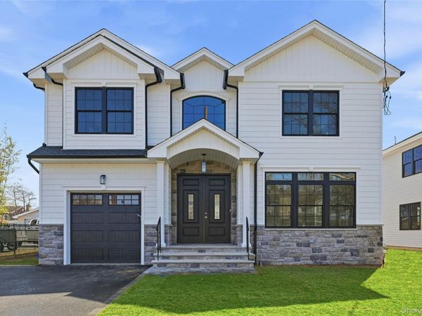 3390 Woodward Avenue, Wantagh, NY 11793