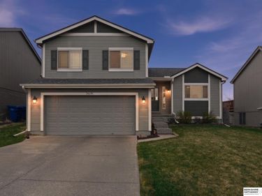 7519 N 143rd Street, Omaha, NE 68142