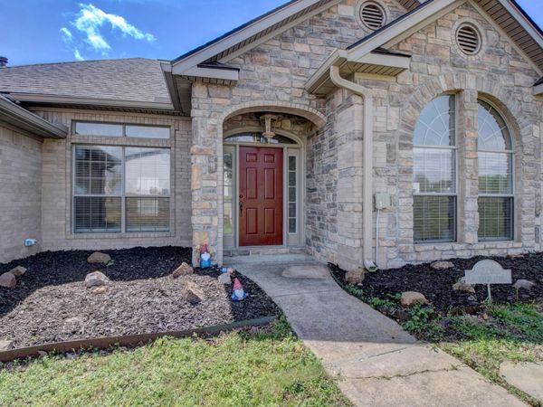 226 Country Club Parkway, Maumelle, AR 72113