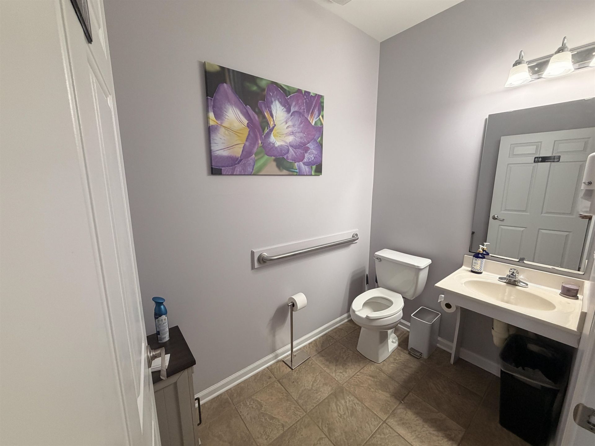 641 Little Tony Ave. Photo 11