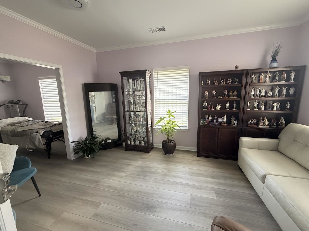 641 Little Tony Ave. Photo 5