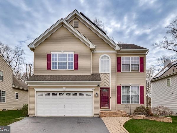 56 SENECA LANE, BORDENTOWN, NJ 08505