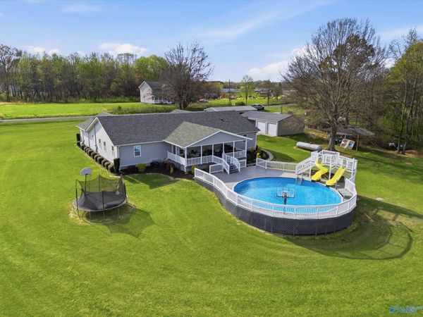 1220 County Road 68, Section, AL 35771