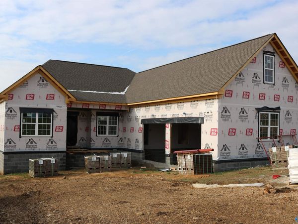 92 Payton Lane, Grant, AL 35747