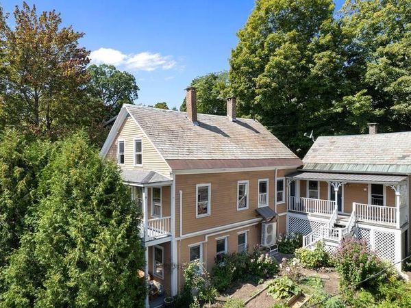 219 High Street, Unit 3, Brattleboro, VT 05301