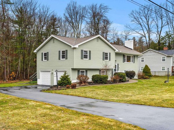 35 Langdale Drive, Hampton, NH 03842
