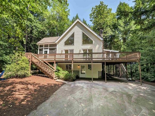62 Spitzen Street, Moultonborough, NH 03254