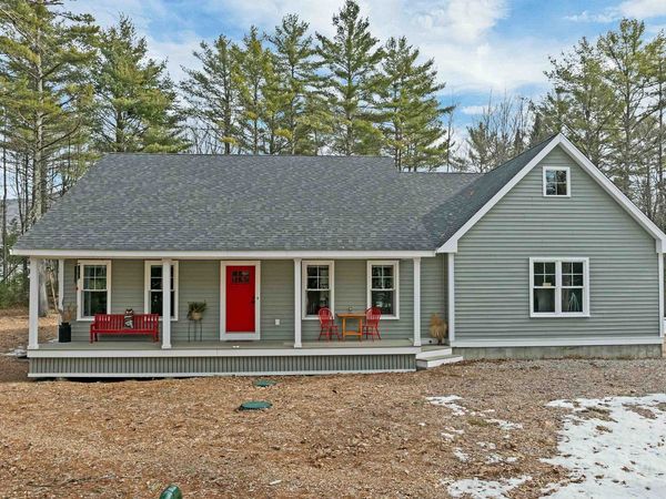 12 Winchester Lane, Tuftonboro, NH 03850