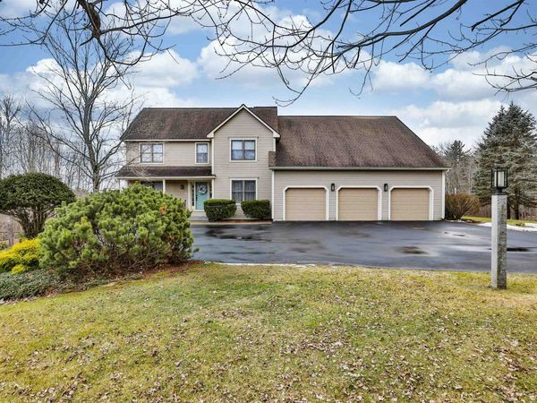 293 Pine Hill Road, Hollis, NH 03049