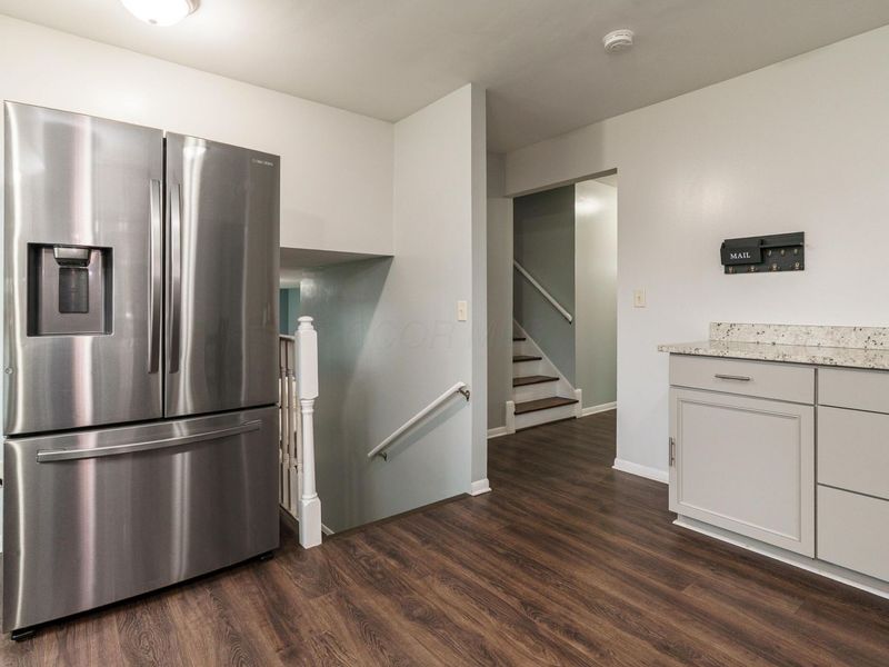 5092 Riverbirch Drive N, Columbus, OH 43229 Photo 11