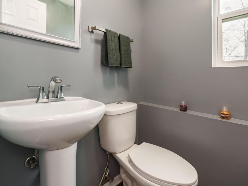 5092 Riverbirch Drive N, Columbus, OH 43229 Photo 13