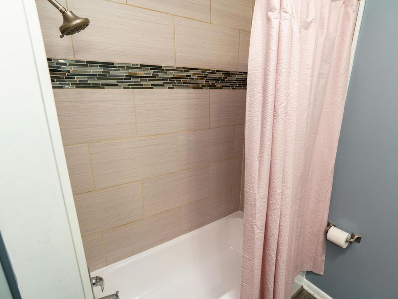 5092 Riverbirch Drive N, Columbus, OH 43229 Photo 25