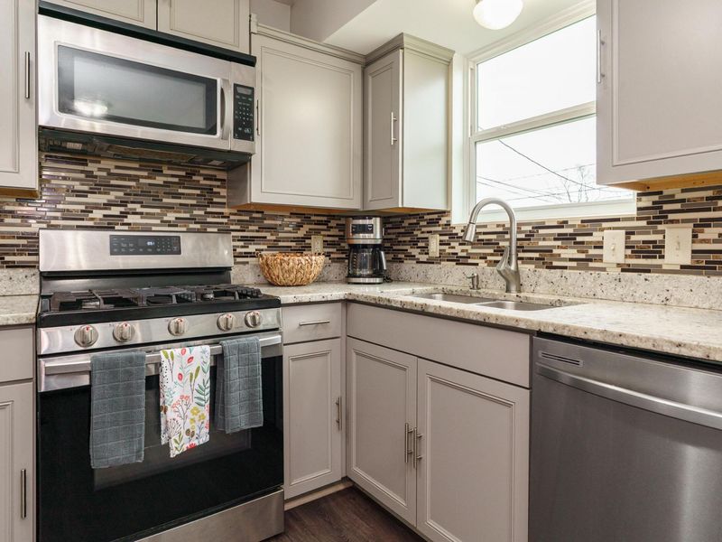 5092 Riverbirch Drive N, Columbus, OH 43229 Photo 9