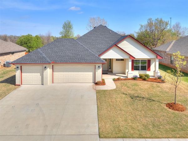 1525 NW 17th Place, Newcastle, OK 73065