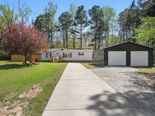 133 Woodcroft Lane, Rocky Point, NC 28457