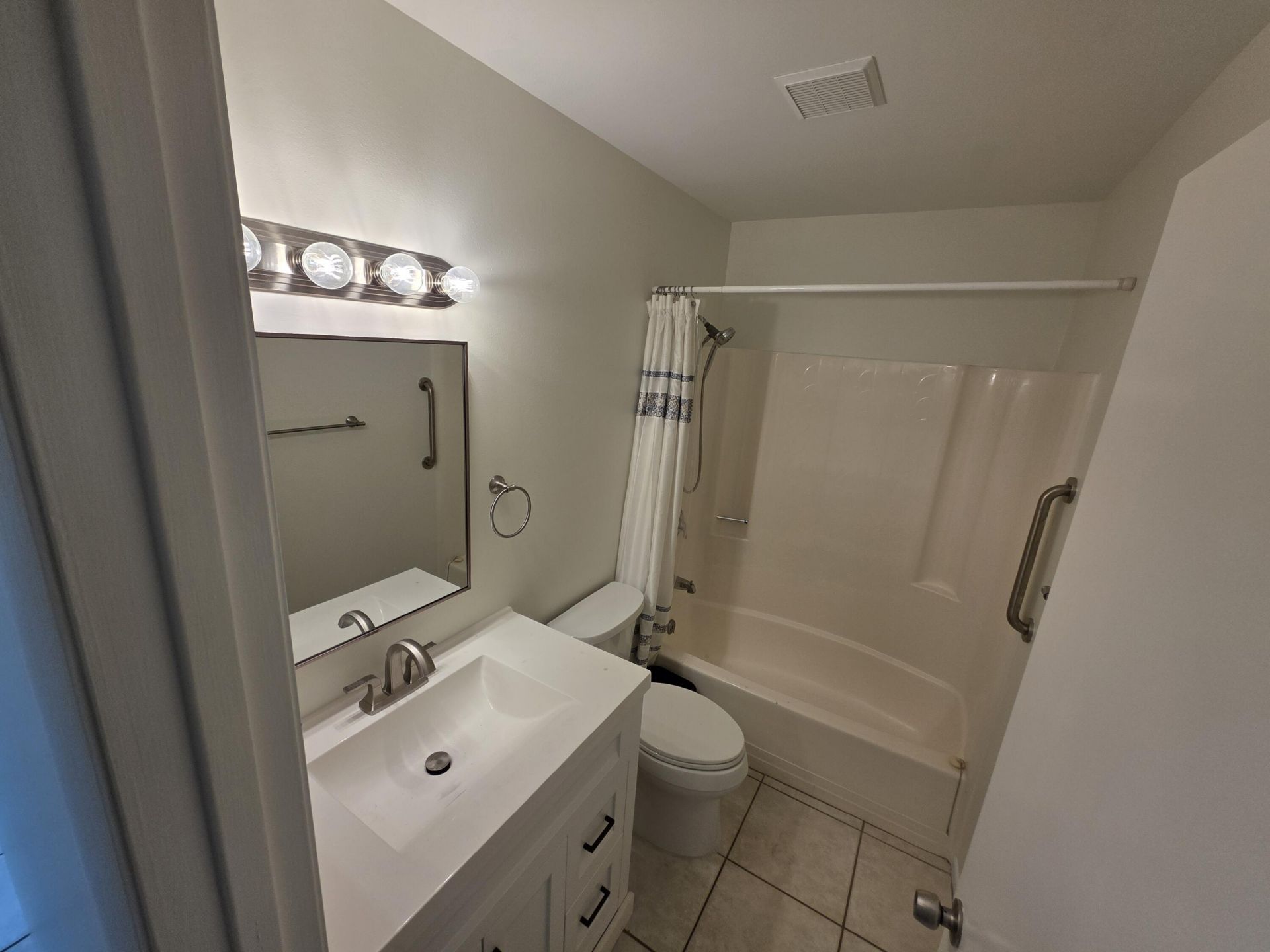 4041 NW Cinnamon Tree Circle, Jensen Beach, FL 34957 Photo