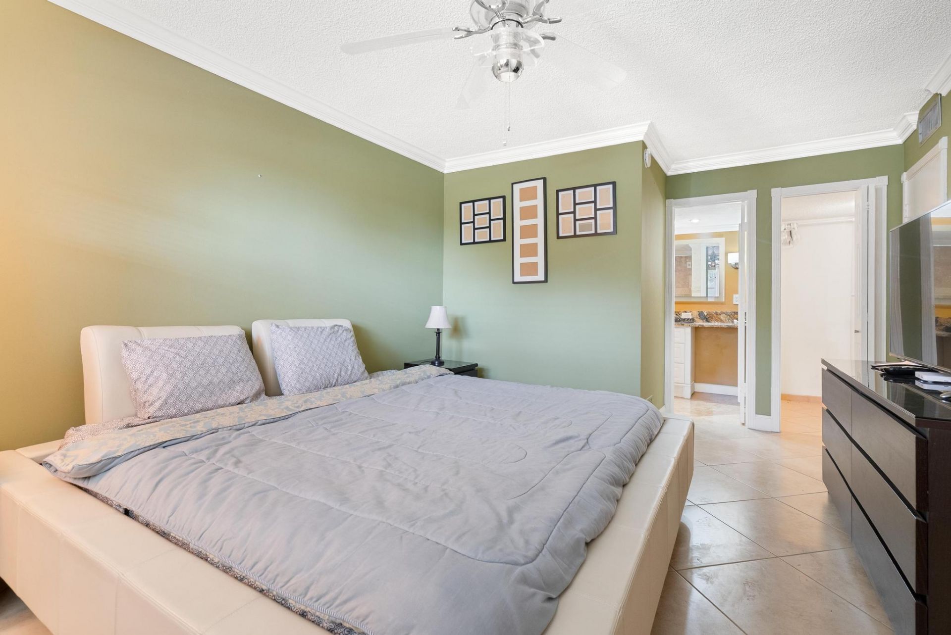 3001 S Palm Aire Drive, Unit 206, Pompano Beach, FL 33069 Photo