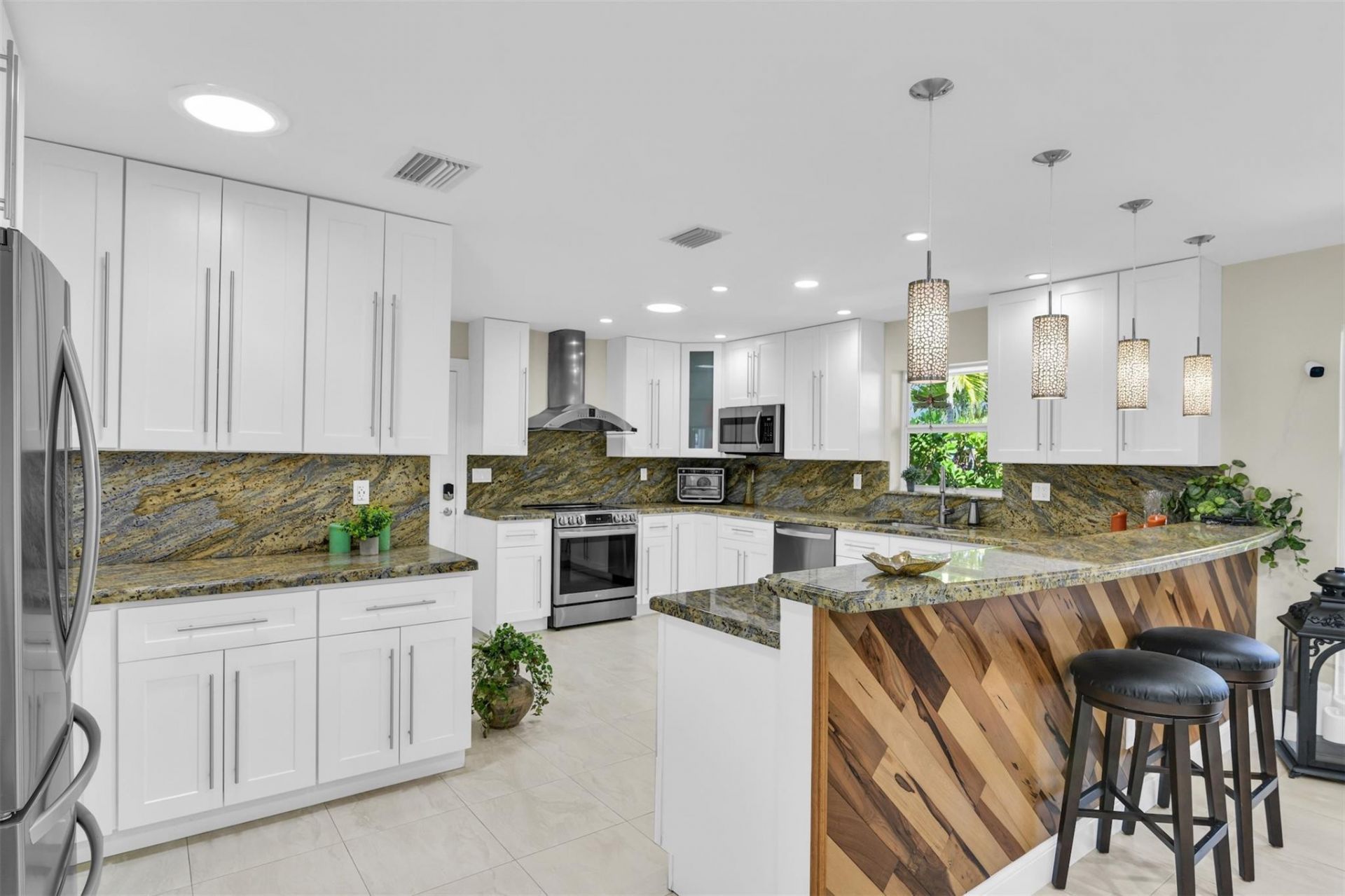 1616 SE 4th Street, Deerfield Beach, FL 33441 Photo