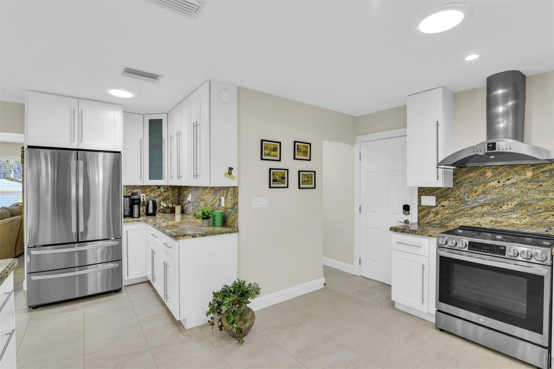 1616 SE 4th Street, Deerfield Beach, FL 33441 Photo