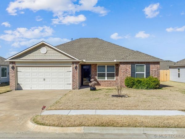 11418 S 238th East Avenue , Broken Arrow, OK 74014