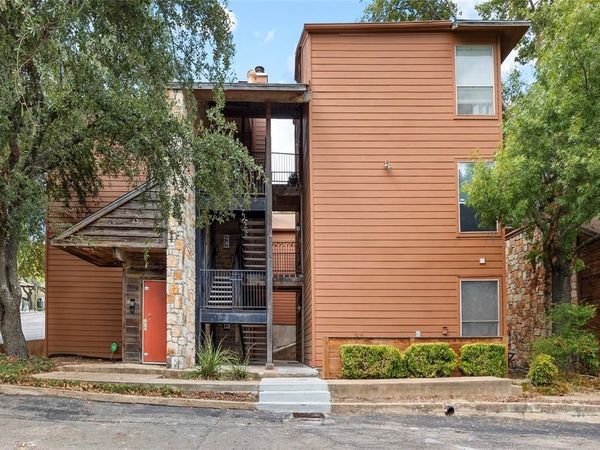 6903 Deatonhill DR , Unit 2, Austin, TX 78745