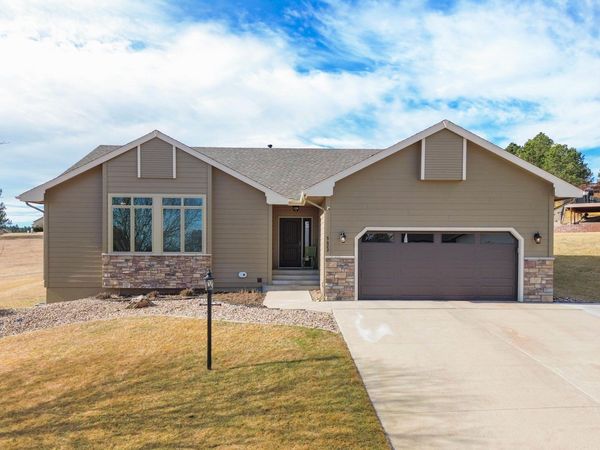 5423 BARBERRY CT, Rapid City, SD 57702