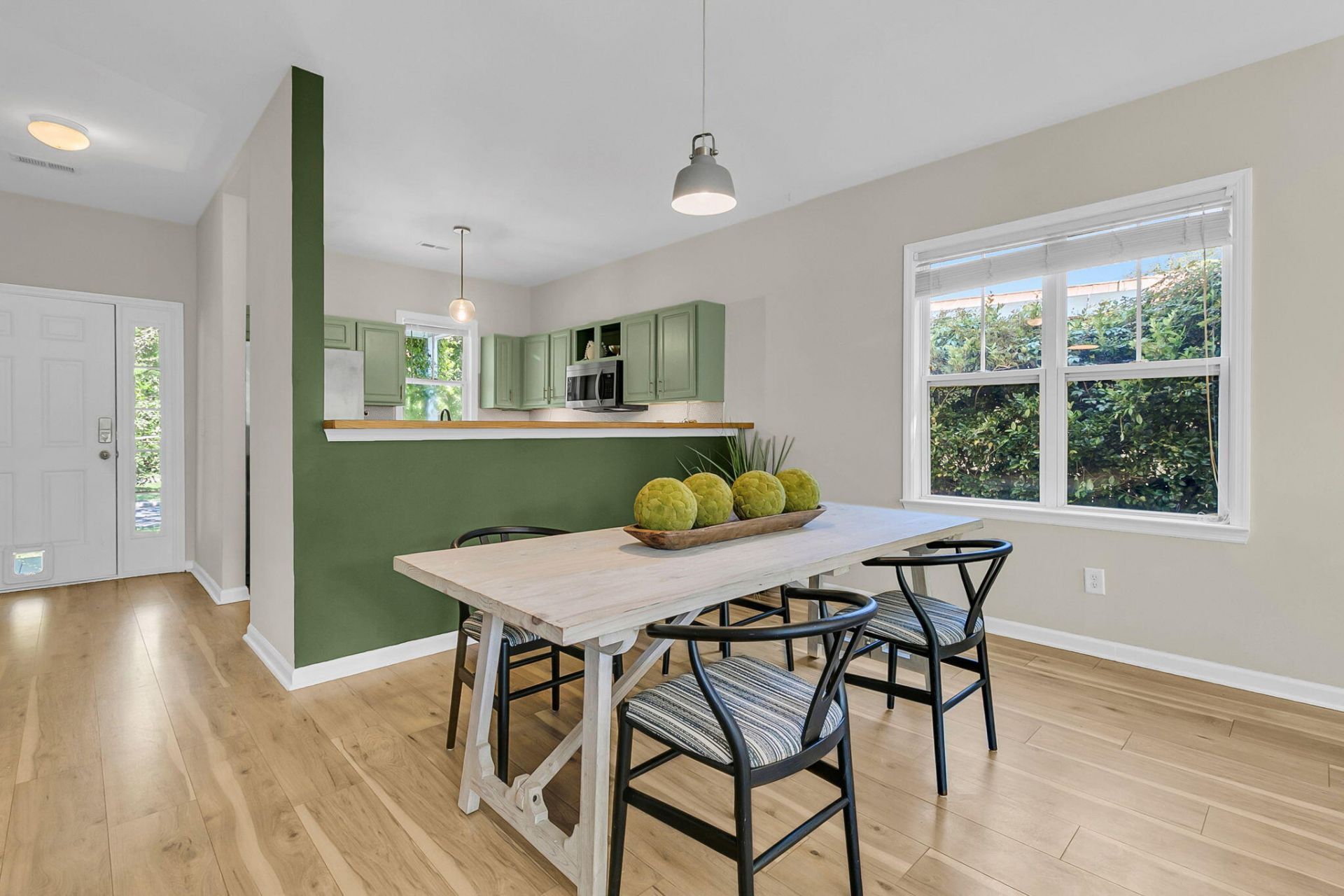 1493 Little Rock Boulevard Photo 17