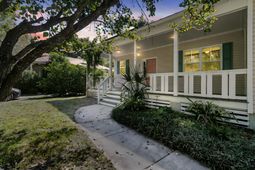 1493 Little Rock Boulevard photo 4