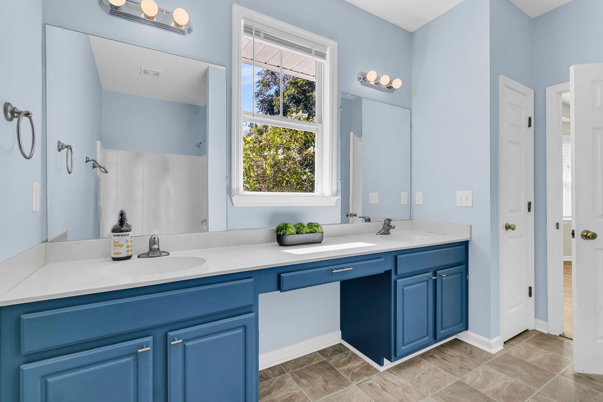 1493 Little Rock Boulevard Photo 24