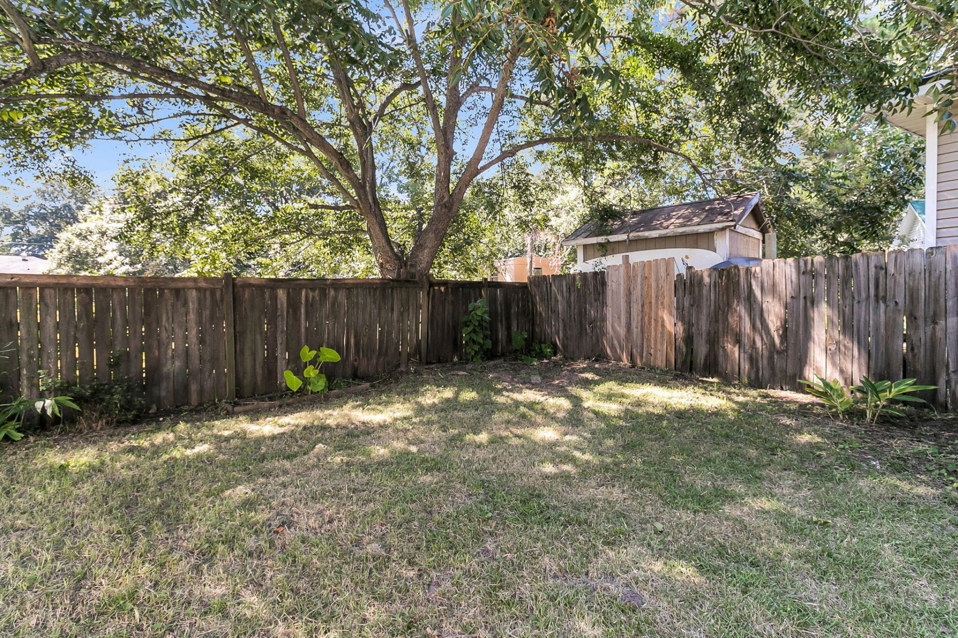 1493 Little Rock Boulevard Photo 33