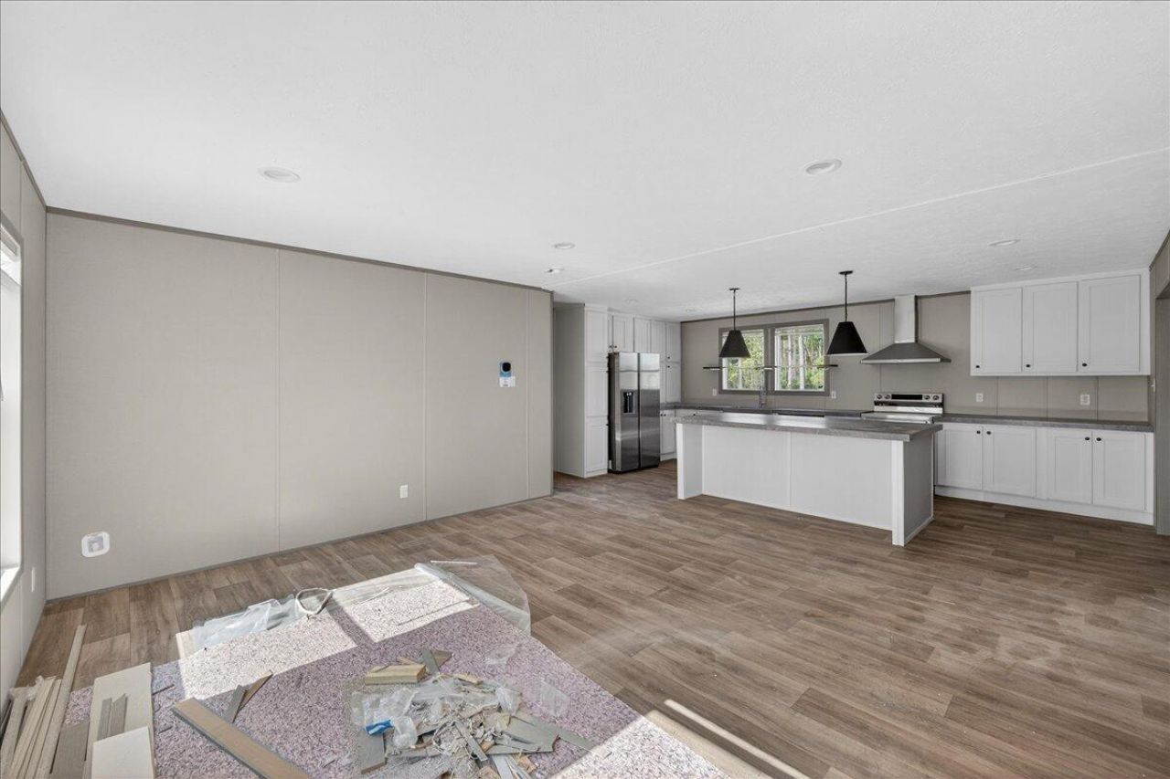 2652 Burlington Road Photo 15