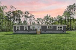 2652 Burlington Road photo 4