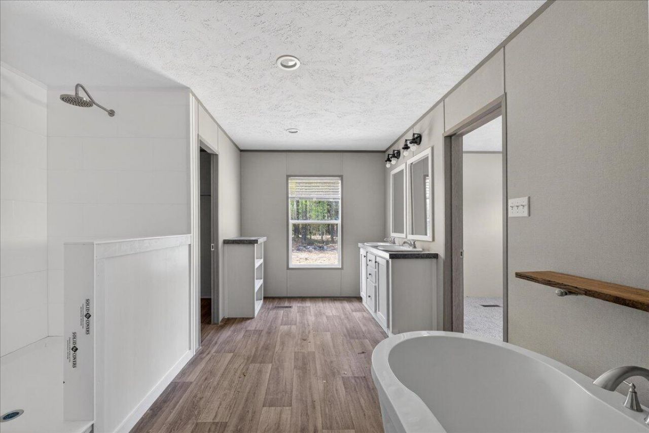 2652 Burlington Road Photo 27