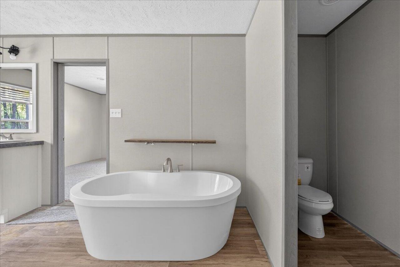 2652 Burlington Road Photo 29