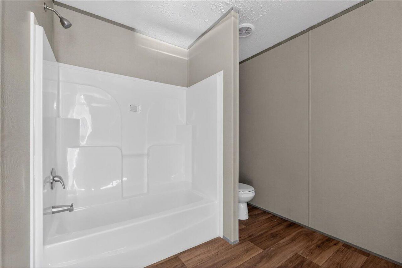 2652 Burlington Road Photo 33