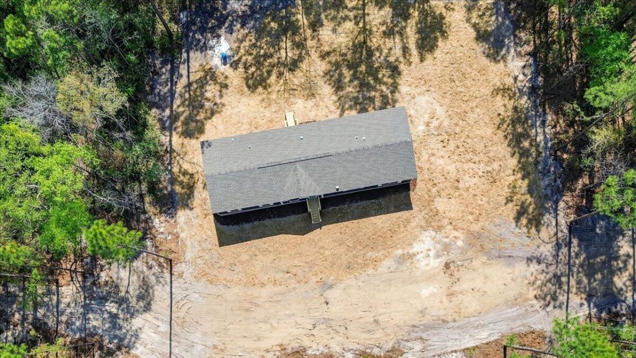 2652 Burlington Road Photo 45