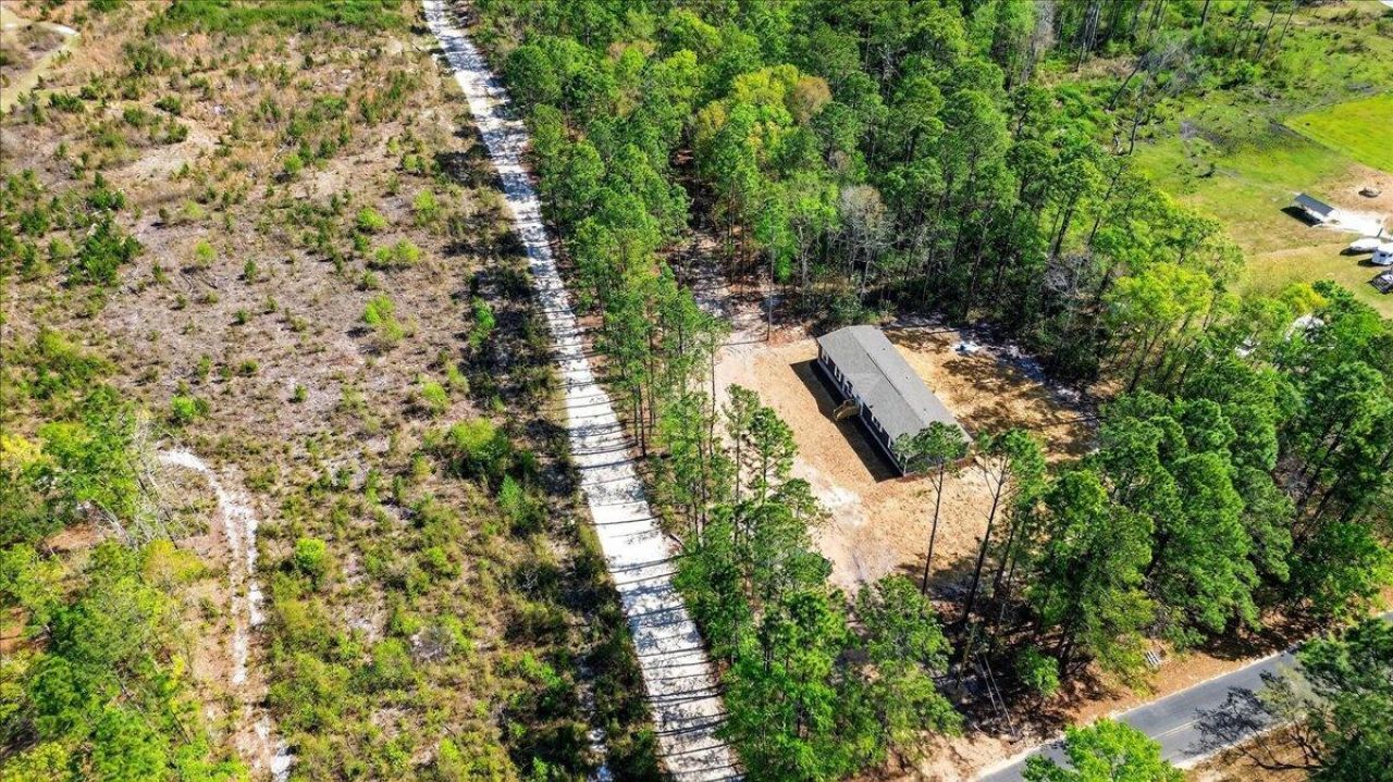 2652 Burlington Road Photo 46