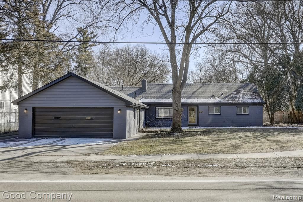 4896 Chicago Road, Warren, MI 48092 Main Photo