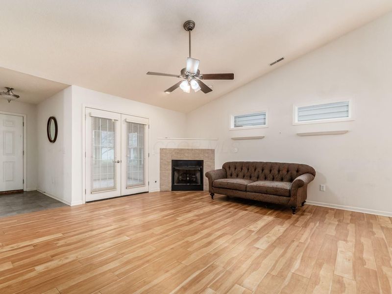 6013 Turnwood Drive, Unit 16, Westerville, OH 43081 Photo 3